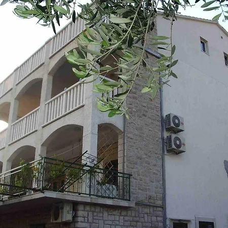 Sani Apartment