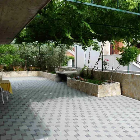 Sani Apartment