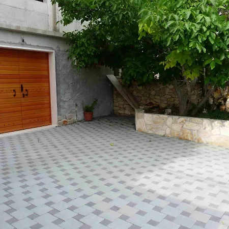 Sani Apartment